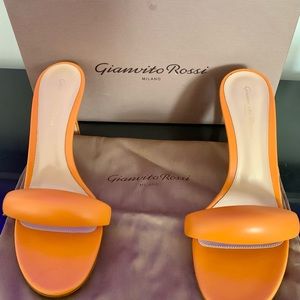 Orange Gianvito Rossi heels size 39